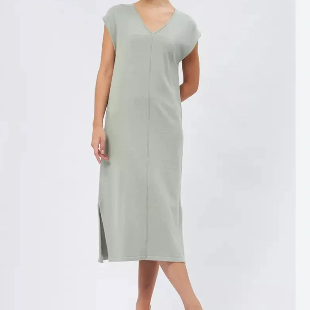 Zara V-Neck Tunic Dress - Picture 2 of 11